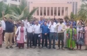 कोलकाता में ट्रेनी डॉक्टर से रेप के बाद हत्या के विरोध में छिन्दवाड़ा में भी प्रदर्शन…मेडिकल कॉलेज की प्रोफेसर बोली,कोलकाता में तैयार हो गया मिनी पाकिस्तान