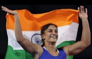 पेरिस ओलंपिक से भारत के लिए बुरी खबर..फाइनल से पहले विनेश फोगाट अयोग्य घोषित