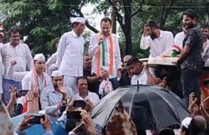 कांग्रेस ने निकाली किसान न्याय यात्रा..ट्रेक्टर चलाकर कलेक्ट्रेट पहुंचे नकुल..बोले,ये तो ट्रेलर है,पिक्चर अभी बाकी है