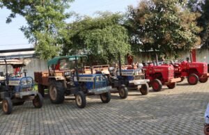 किराए पे लेकर,धोखाधड़ी व फर्जी दस्तावेज बनाकर ट्रेक्टर ट्रॉली बेच देने वाले गिरोह को छिंदवाड़ा पुलिस ने दबोचा…70 लाख कीमत के 13 ट्रेक्टर इंजन व ट्रॉली जप्त