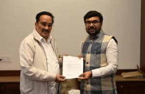 केंद्रीय जलशक्ति मंत्री से मिले सांसद विवेक बंटी साहू : लोकसभा क्षेत्र की सिंचाई परियोजनाओं को लेकर की चर्चा