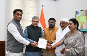 छिंदवाड़ा से नरसिंहपुर-सागर रेल लाइन के लिए छिंदवाड़ा सांसद के साथ नरसिंहपुर,सागर और दमोह सांसद ने भी की पहल..रेलमंत्री ने दिया आश्वासन