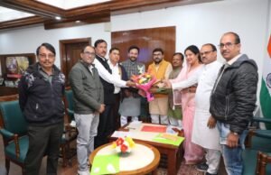 सांसद विवेक बंटी साहू के नेतृत्व में केंद्रीय कोयला मंत्री से मिला कोयलांचल क्षेत्र का प्रतिनिधिमंडल..