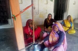 छिंदवाड़ा के पर्यटन ग्राम सावरवानी में ग्रामीण होम स्टे योजना बनी स्वरोजगार के लिए वरदान…महिलाओं ने घर मे बना 1350 किलो शुध्द देशी घी बेचकर कमाए 11 लाख रुपये