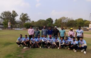 सांसद कप क्रिकेट टूर्नामेंट : प्रतिदिन खेले जा रहें दो मैंच…विजेता टीम को 1 लाख 25 हजार व ट्राफी एवं उपविजेता टीम को 75 हजार दिया जायेगा इनाम