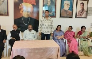 नगर की जनता को अतिरिक्त कर के बोझ से मुक्त कराने कांग्रेस चलाएगी महा हस्ताक्षर अभियान…नगर निगम जल व संपत्तिकर बढ़ाने ले चुका है फैसला…अमल में आते ही जलकर के रूप में चुकाने होंगे 260 रुपये