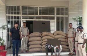 देहात थाना पुलिस की कार्रवाई : राशन दुकान से गेहूं चुराने वाले 4 आरोपियों को किया गिरफ्तार…42 बोरी गेहूं भी किया जप्त