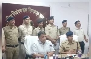 छिंदवाड़ा पुलिस ने एक बार फिर ढूंढ निकाले लगभग 45 लाख रुपये मूल्य के 251 गुम मोबाइल…कंट्रोल रूम में एसपी द्वारा किये गए वितरित