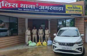 रात के अंधेरे में कार से हो रही थी शराब की तस्करी…अमरवाड़ा पुलिस ने धर दबोचा..3 आरोपी गिरफ्तार,108 लीटर देशी शराब व कार हुई जप्त