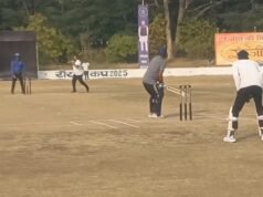 रॉयल क्लब द्वारा आयोजित लैदर बॉल क्रिकेट टूर्नामेंट : प्रेस 11 और आयोजन समिति के बीच हुआ मैत्री मैच